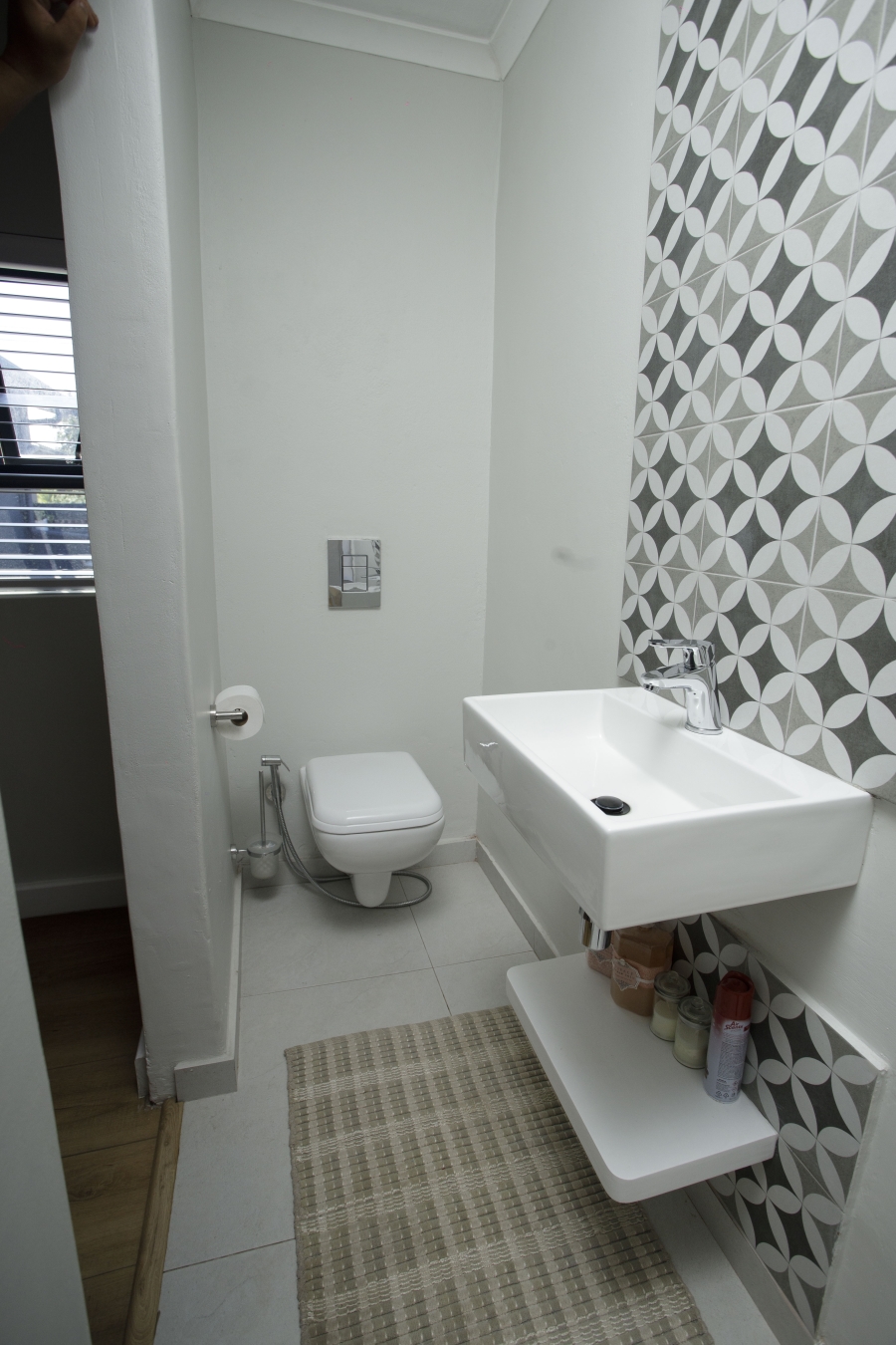 4 Bedroom Property for Sale in Loevenstein Western Cape